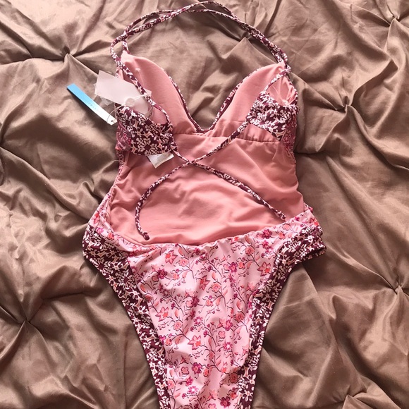 Super Cute floral Lucky Brand swimsuit - Picture 5 of 8